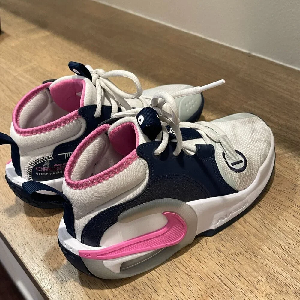 Nike Air Zoom Crossover 2 Kids Basketball Shoes Size 2Y White Navy Pink